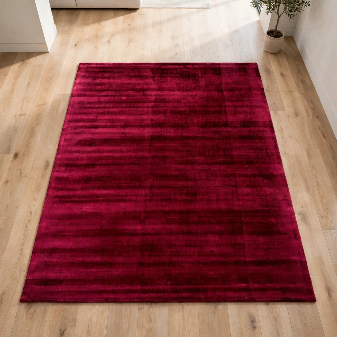 Red Viscose Rug – Handmade Handloom Carpet, Bhadohi India