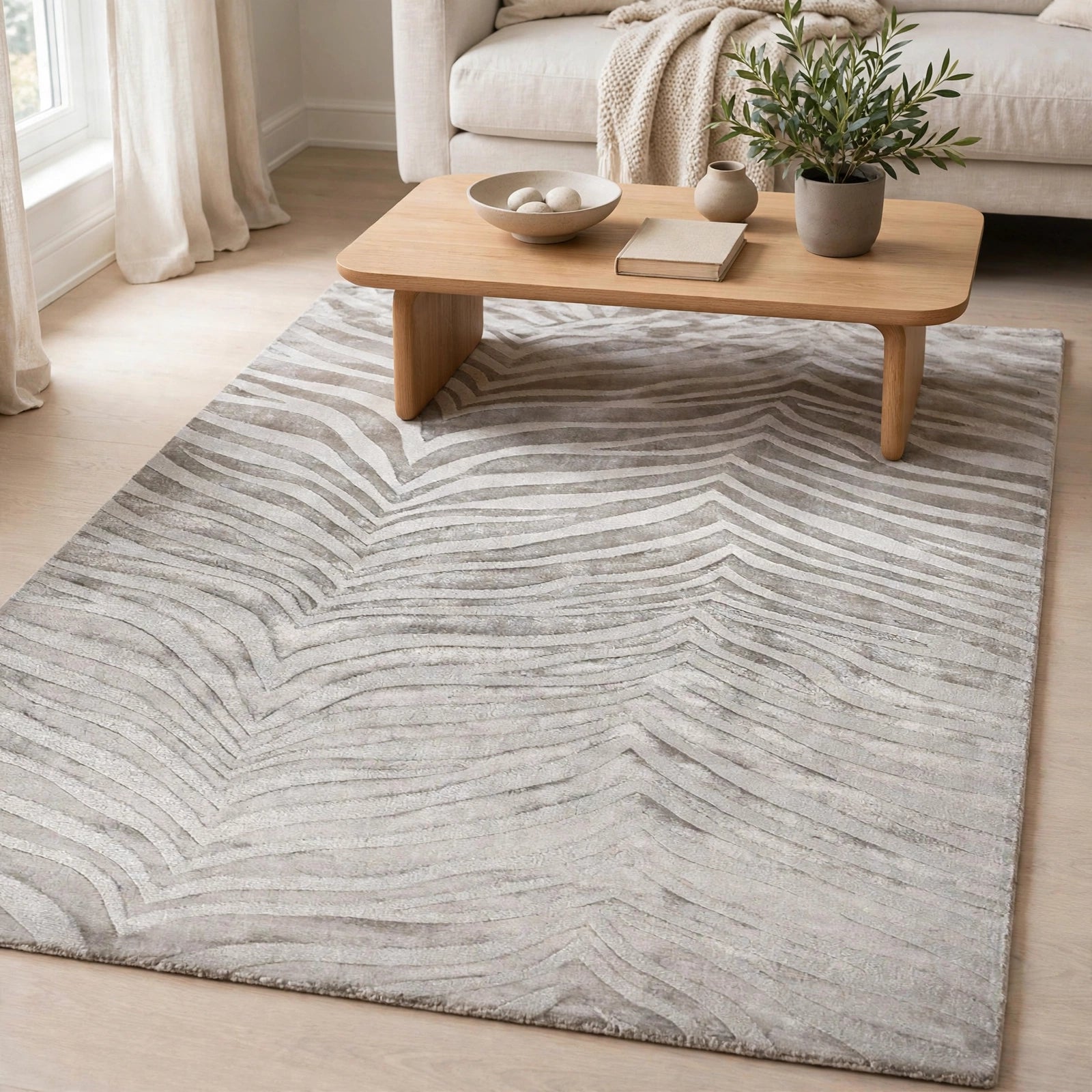 Grey Viscose Rug – Handmade Handloom Carpet, Bhadohi India
