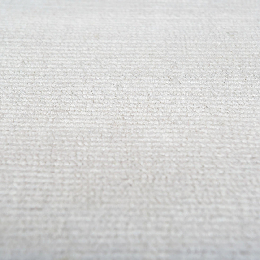 White Viscose Rug – Handmade Handloom Carpet, Bhadohi India