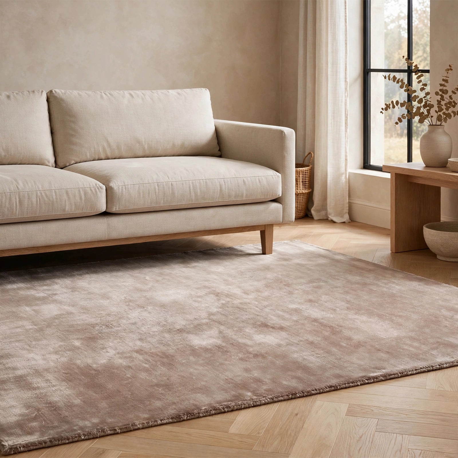 Dusty Rose Silky Viscose Rug – Handmade Silk-Look Handloom Carpet, Bhadohi India