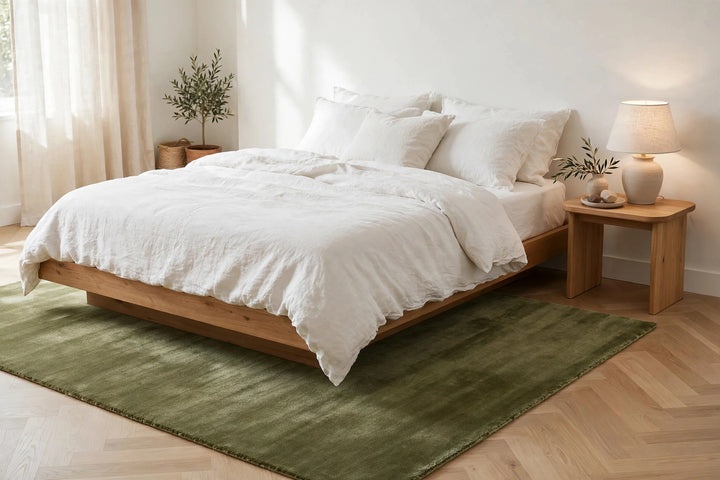 Olive Green Silky Viscose Rug – Handmade Silk-Look Handloom Carpet, Bhadohi India