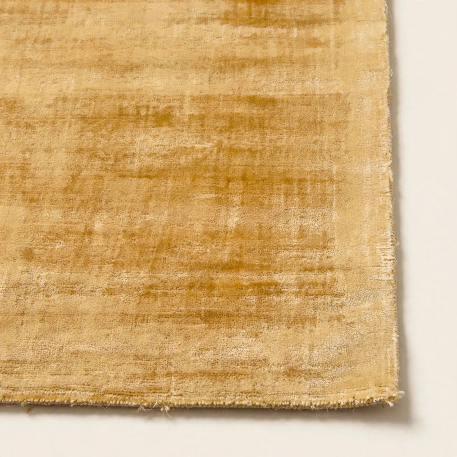 Yellow Viscose Rug – Handmade Handloom Carpet, Bhadohi India
