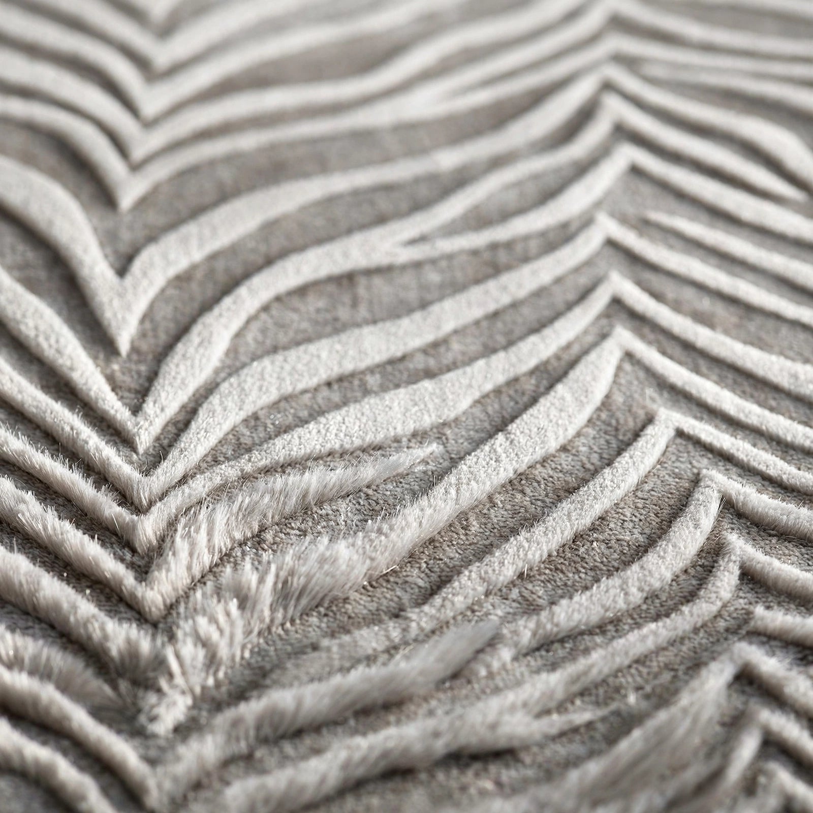 Grey Viscose Rug – Handmade Handloom Carpet, Bhadohi India
