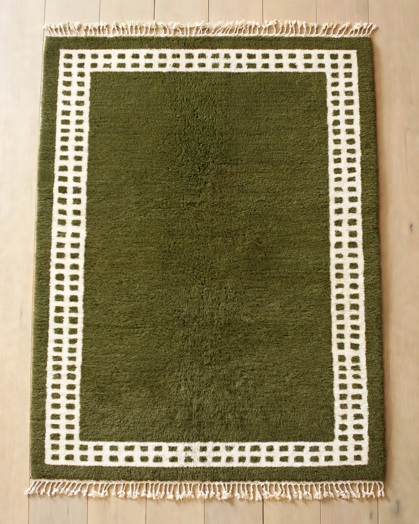 Earthy Sage Olive Green Moroccan Berber Wool Rug, handmade in Bhadohi India – photo 4