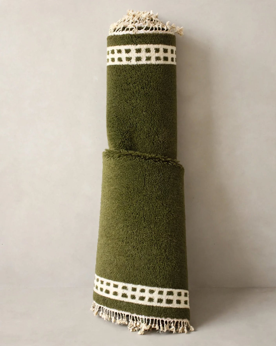 Earthy Sage Olive Green Moroccan Berber Wool Rug, handmade in Bhadohi India – photo 5