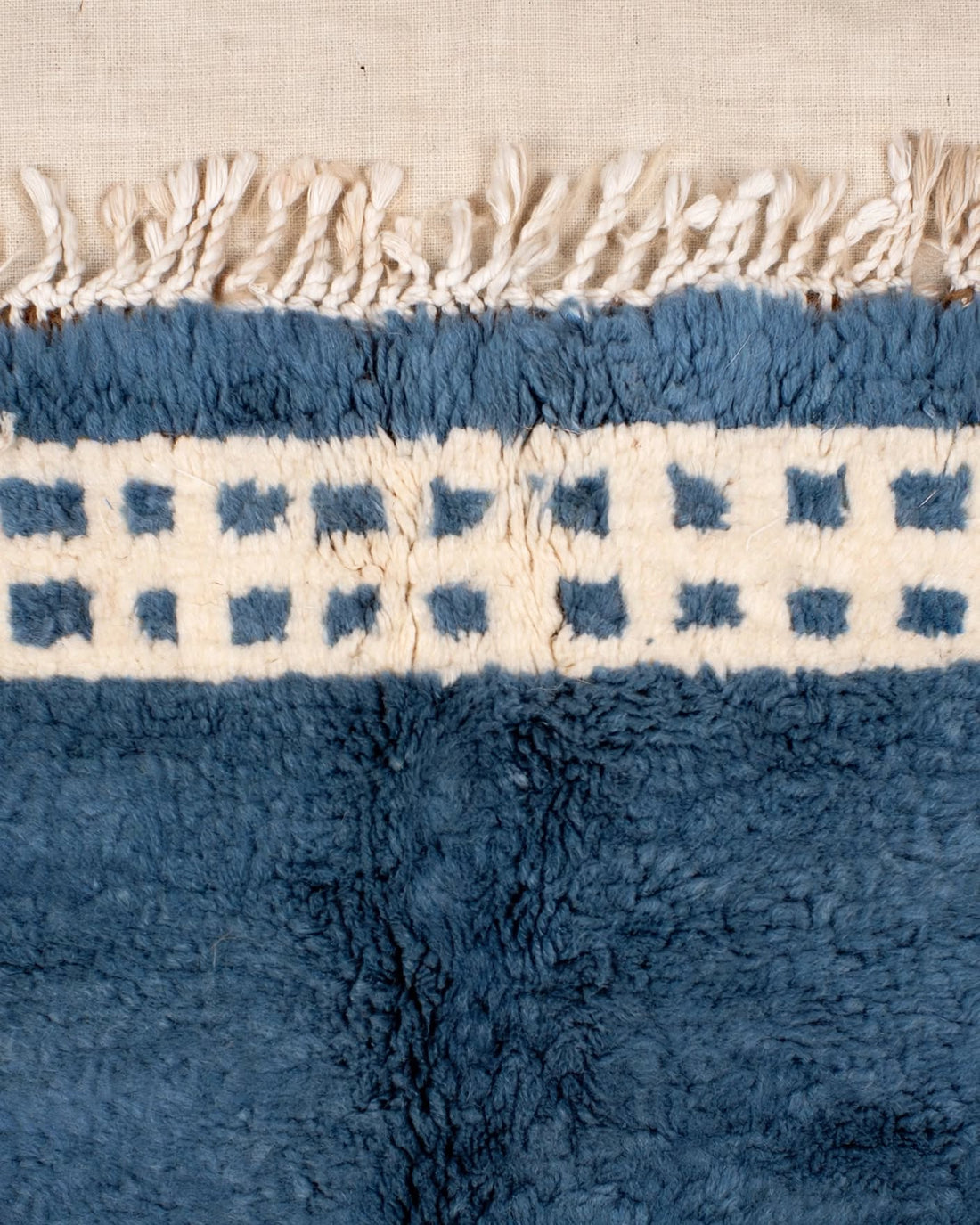 Ocean Denim Blue Moroccan Berber Wool Rug with Cream Border, handmade in Bhadohi India – photo 8