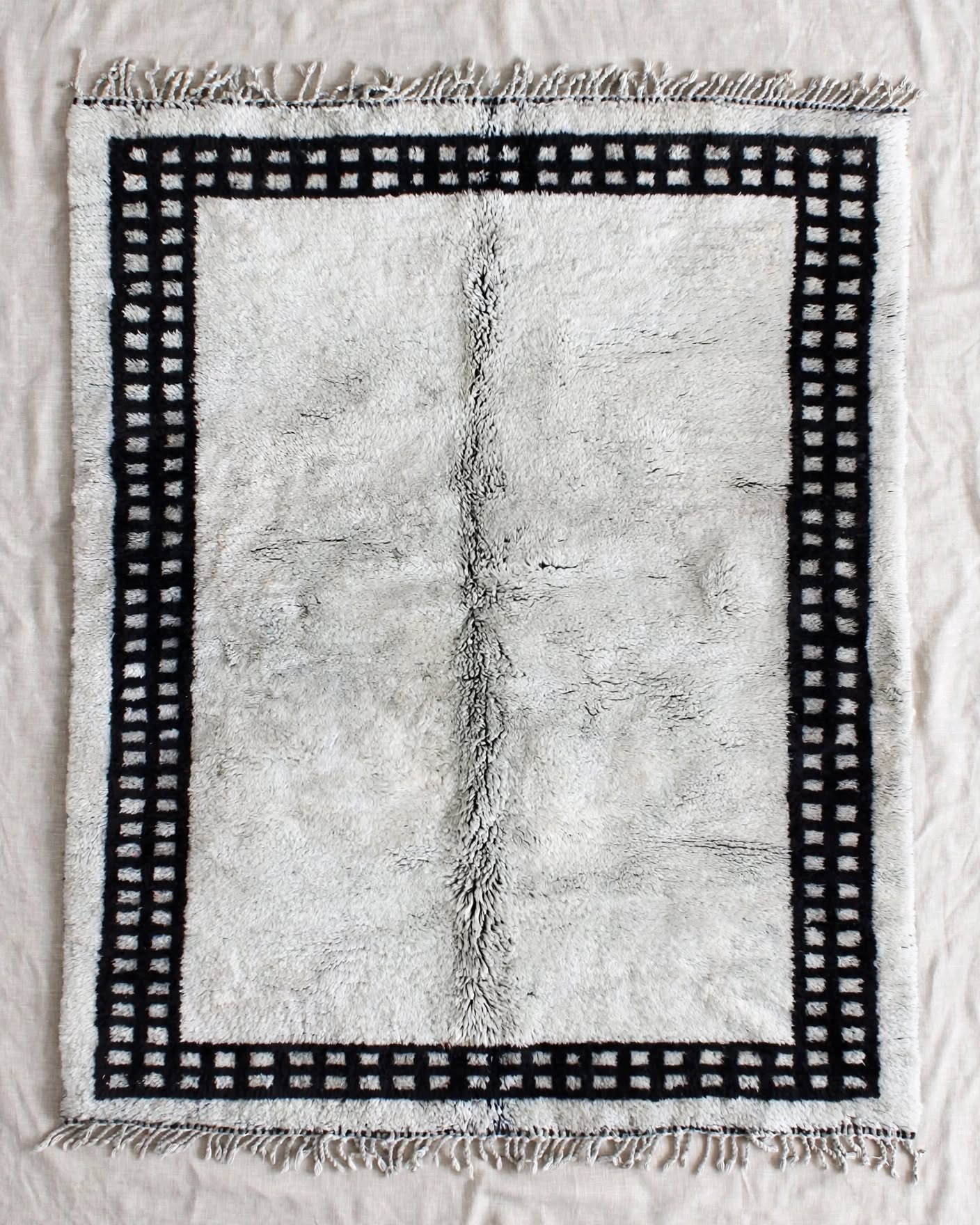 Cream Ivory Moroccan Berber Wool Rug with Black Geometric Border, handmade in Bhadohi India – photo 2