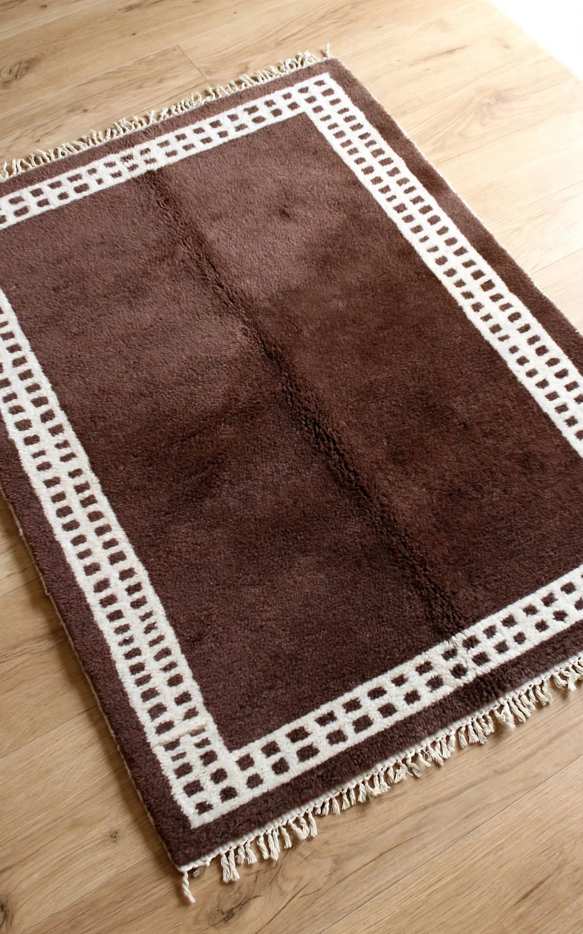 Dark Chocolate Brown Moroccan Berber Wool Rug with Cream Border, handmade in Bhadohi India – photo 2