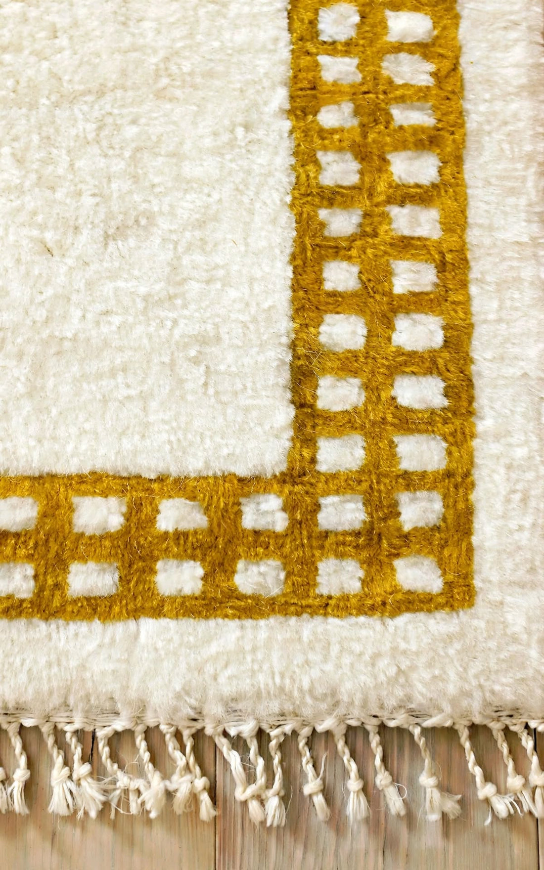 Cream Ivory Moroccan Berber Wool Rug with Mustard Yellow Border, handmade in Bhadohi India – photo 11