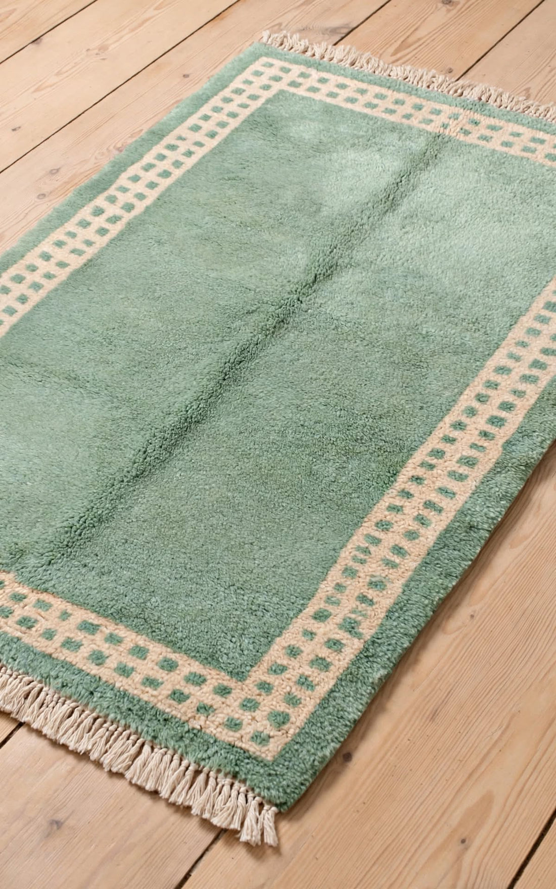 Cream Ivory Moroccan Berber Wool Rug with Navy Blue Border – Design 2, handmade in Bhadohi India – photo 6