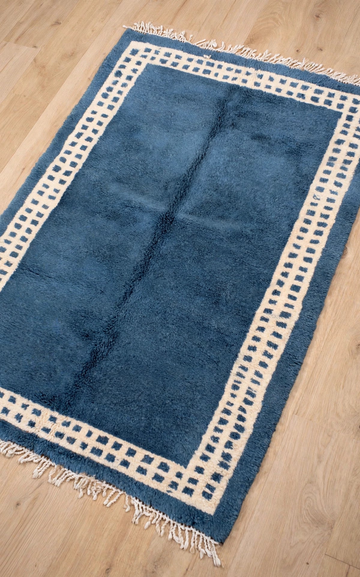 Ocean Denim Blue Moroccan Berber Wool Rug with Cream Border, handmade in Bhadohi India – photo 10