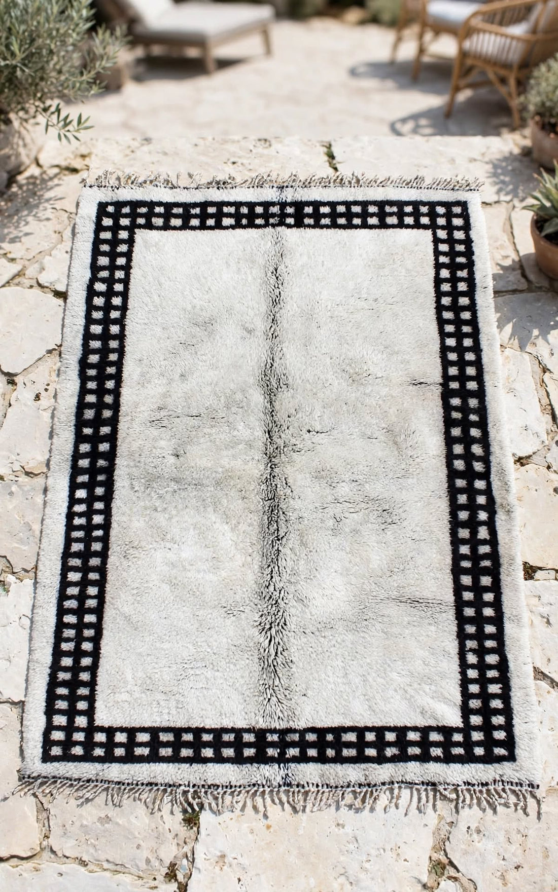 Cream Ivory Moroccan Berber Wool Rug with Black Geometric Border, handmade in Bhadohi India – photo 11