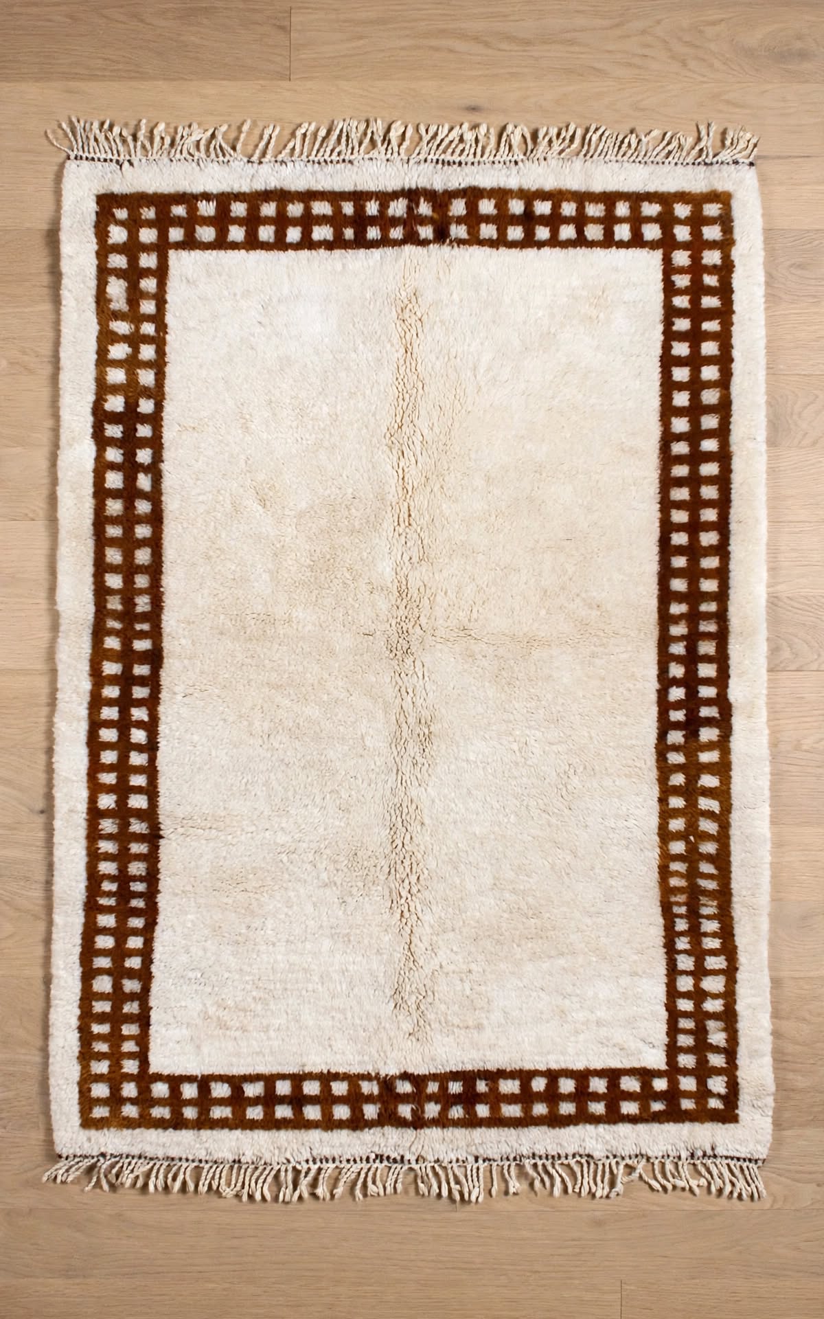 Cream Ivory Moroccan Berber Wool Rug with Terracotta Rust Border – Design 2, handmade in Bhadohi India – photo 6