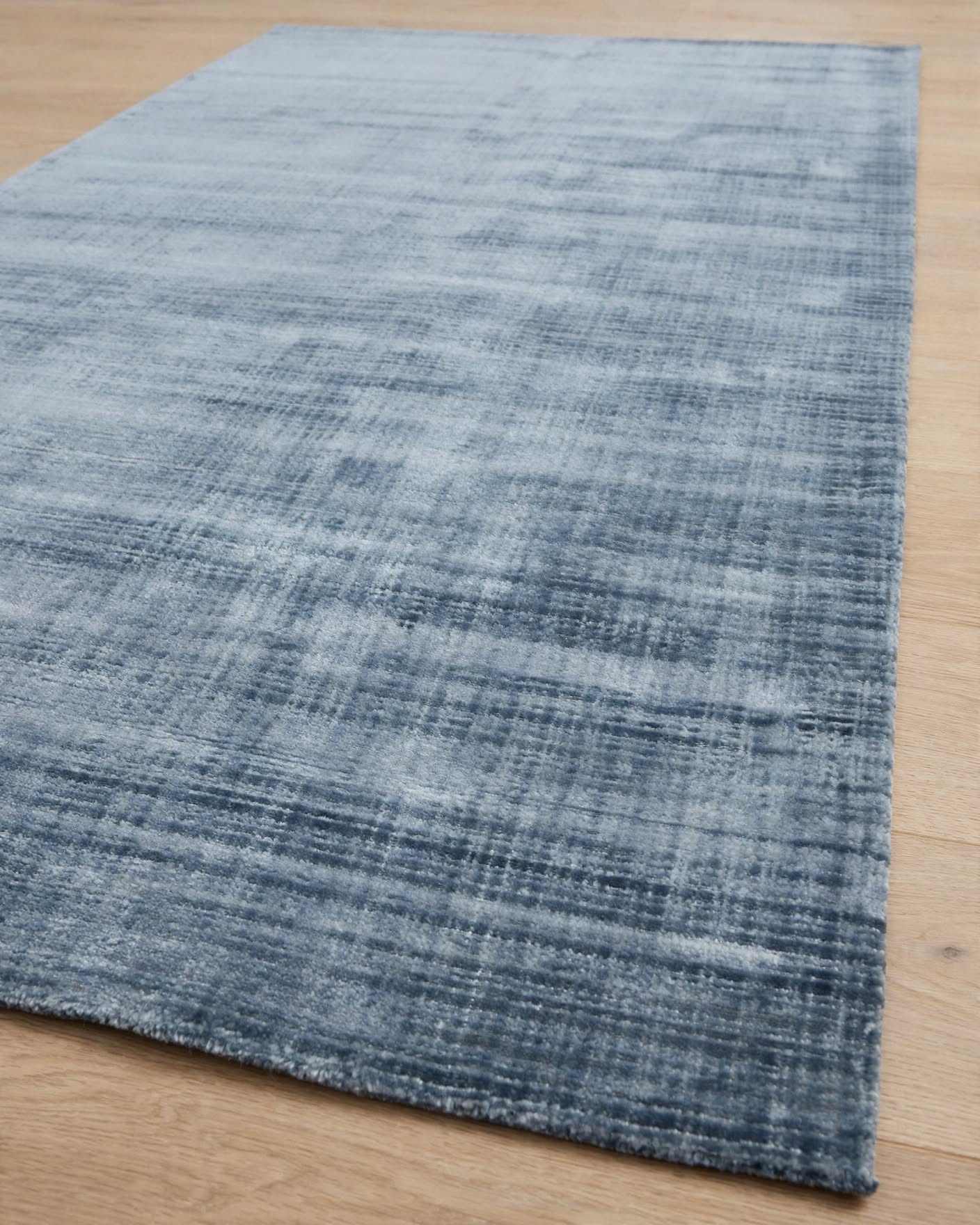 Blue Silky Viscose Rug – Design 2, handmade in Bhadohi India – photo 8